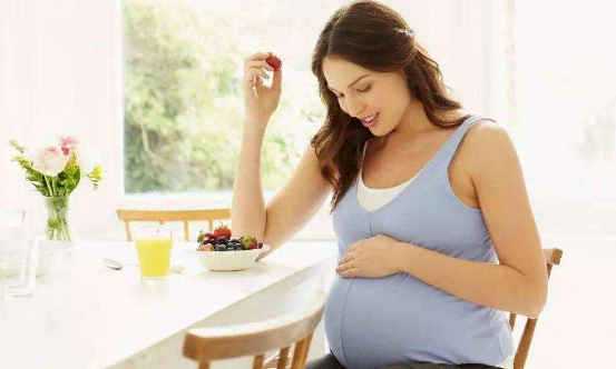 哺乳期妈妈需要注意哪些食物及其营养影响